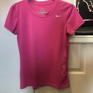 Nike pink short sleeved work out top